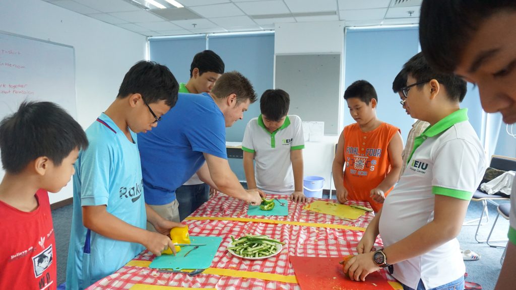 tre-hoc-nau-an-va-loi-ich-nhieu-khong-tuong-2